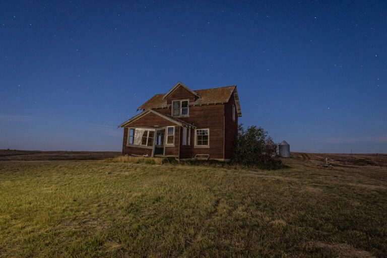 Photo buy land for house