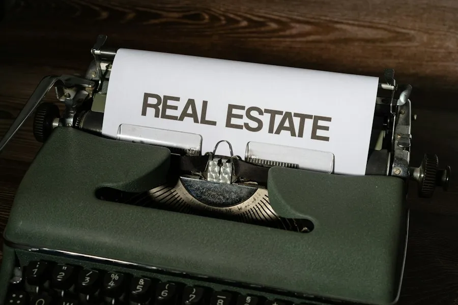 Photo real estate market trends mistakes
